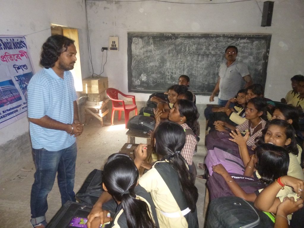 State cordinnator visit Nakashipara High School